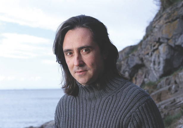 Interview Neil Oliver How It Works