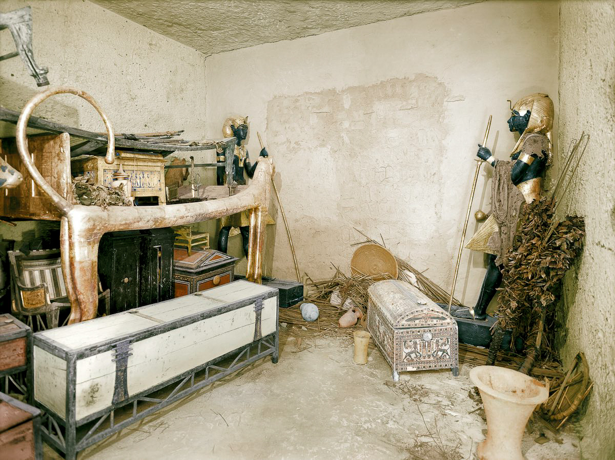 The Discovery Of Tutankhamuns Tomb Shown In Colour For The First Time